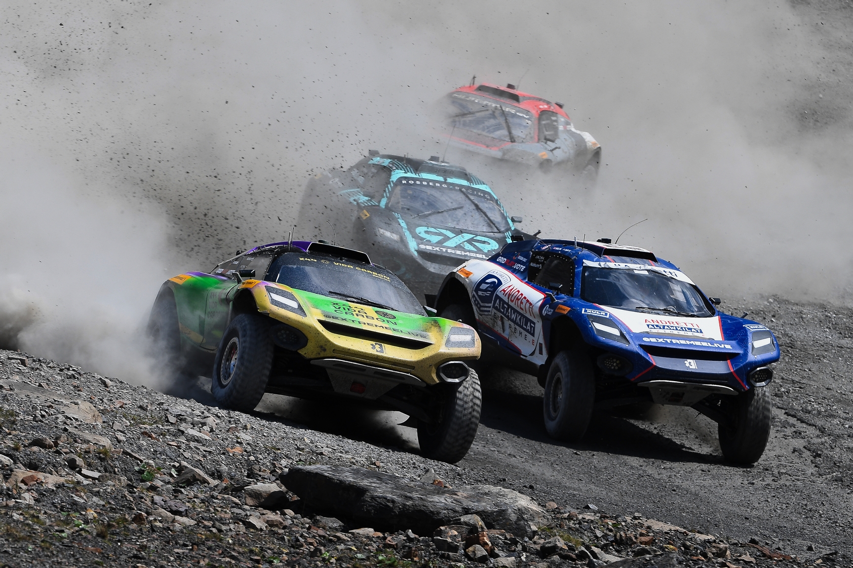 MAY 13: Cristina Gutierrez (ESP) / Fraser McConnell (JAM), X44 Vida Carbon Racing, leads Catie Munnings (GBR) / Timmy Hansen (SWE), Andretti Altawkilat Extreme E during the Scotland X-Prix on May 13, 2023. (Photo by Jerry Andre / LAT Images)