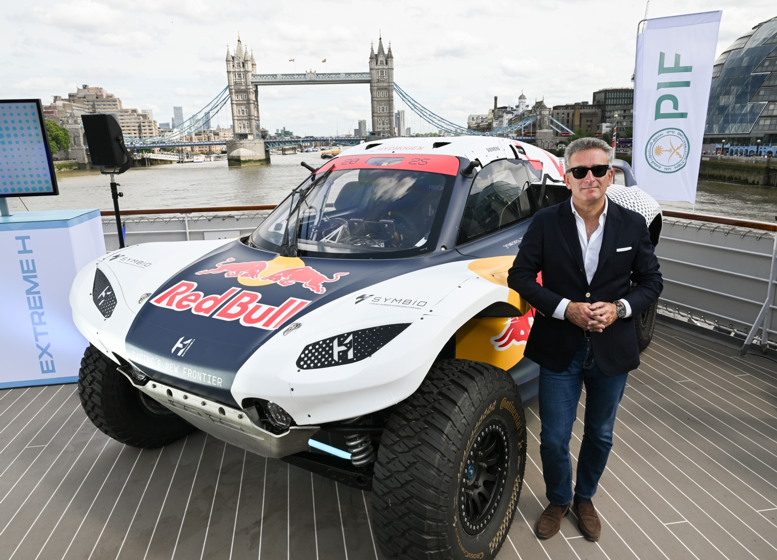 EDITORIAL USE ONLY
Alejandro Agag, founder and CEO Extreme H, unveils â??Pioneer 25â??, the worldâ??s first hydrogen motorsport race car, aboard the St Helena ship in front of Tower Bridge, London. Picture date: Thursday June 27, 2024. PA Photo. The unveiling marks electric racing series Extreme Eâ??s rebranding to Extreme H - a new, more environmentally friendly racing format, debuting in 2025. Photo credit should read: Jack Hall/PA Media Assignments
