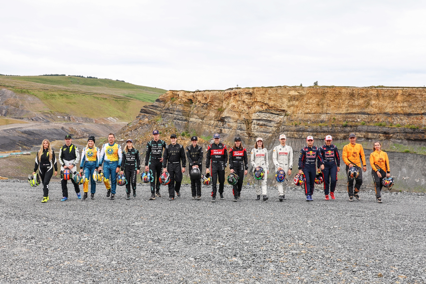 DUMFRIES AND GALLOWAY JULY 11: Amanda Sorensen (USA), JBXE, Andreas Bakkerud (NOR), JBXE, Klara Andersson (SWE), SUN Minimeal Team, Timo Scheider (DEU), SUN Minimeal Team, Mikaela Ahlin-Kottulinsky (SWE), Rosberg X Racing, Johan Kristoffersson (SWE), Rosberg X Racing, Patrick Oâ??Donovan (GBR), Legacy Motor Club, Gray Leadbetter (USA), Legacy Motor Club, Kevin Hansen (SWE), Veloce Racing, Molly Taylor (AUS), Veloce Racing, Catie Munnings (GBR), Andretti Altawkilat Extreme E, Timmy Hansen (SWE), Andretti Altawkilat Extreme E, Fraser McConnell (JAM), Acciona | Sainz XE Team, Laia Sanz (ESP), Acciona | Sainz XE Team, Mattias Ekstrom (SWE), NEOM McLaren Extreme E, and Cristina Gutierrez (ESP), NEOM McLaren Extreme E during the Hydro X-Prix on July 11, 2024 in Dumfries and Galloway. (Photo by Colin McMaster / LAT Images)