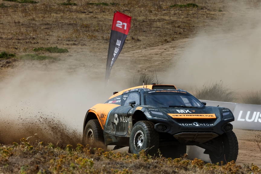 JULY 06: Emma Gilmour (NZL) / Tanner Foust (USA), NEOM McLaren Extreme E during the Sardinia on July 06, 2022. (Photo by Colin McMaster / LAT Images)