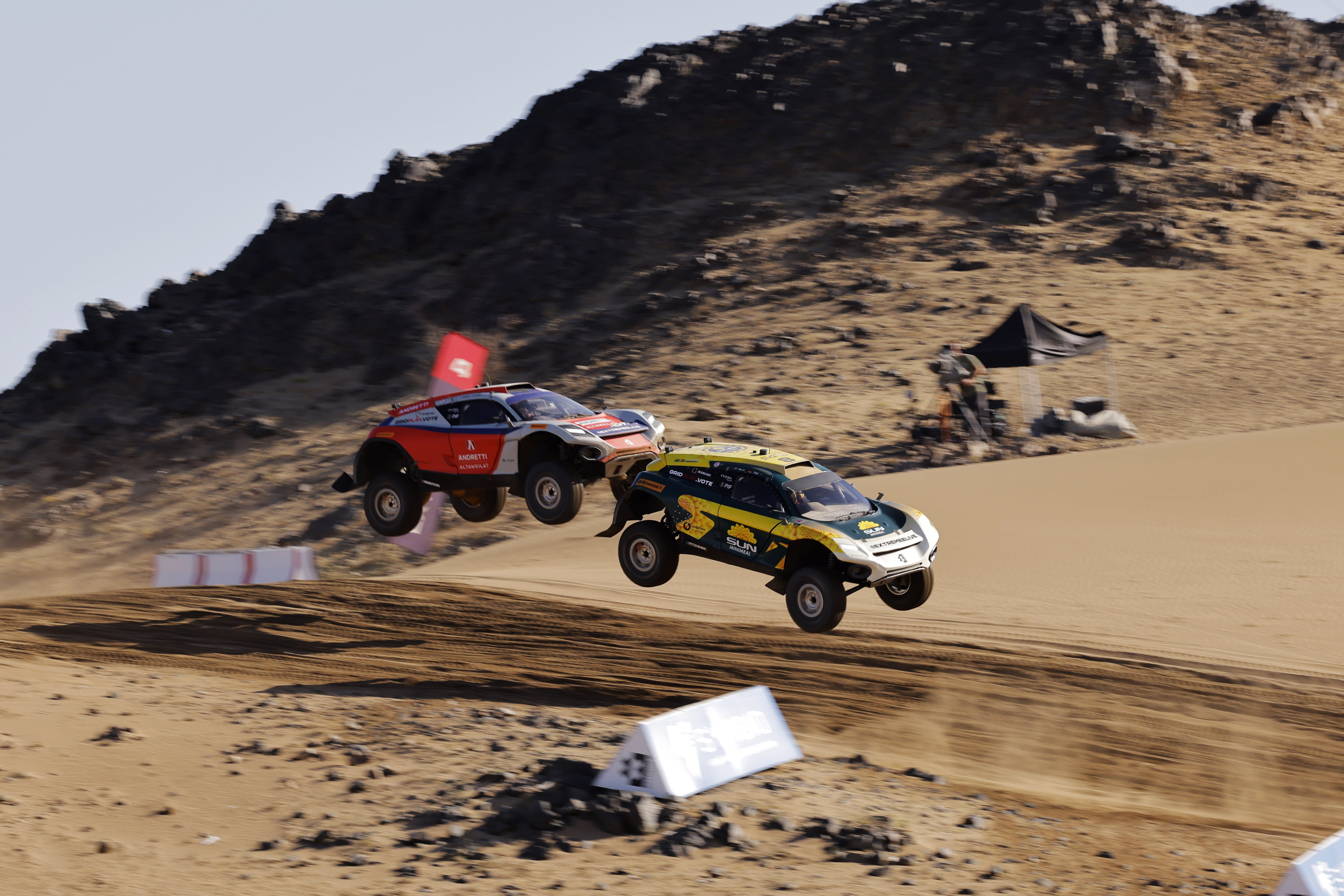 RXR top nail-biting Round 2 Qualifying at the Desert X Prix - News ...